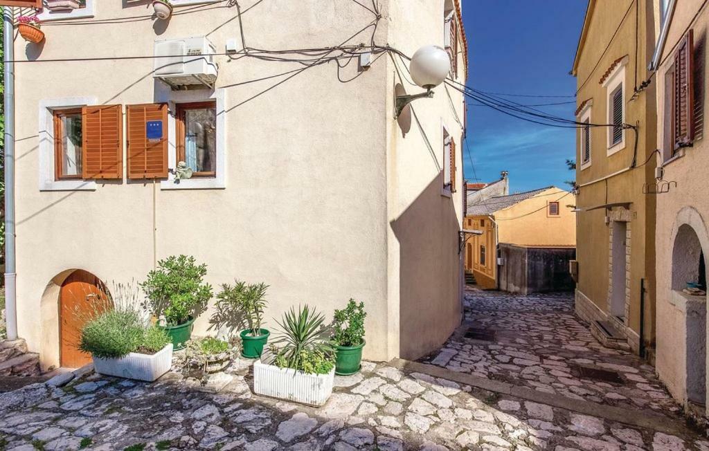 Old Castle Apartment Bakar Exterior photo